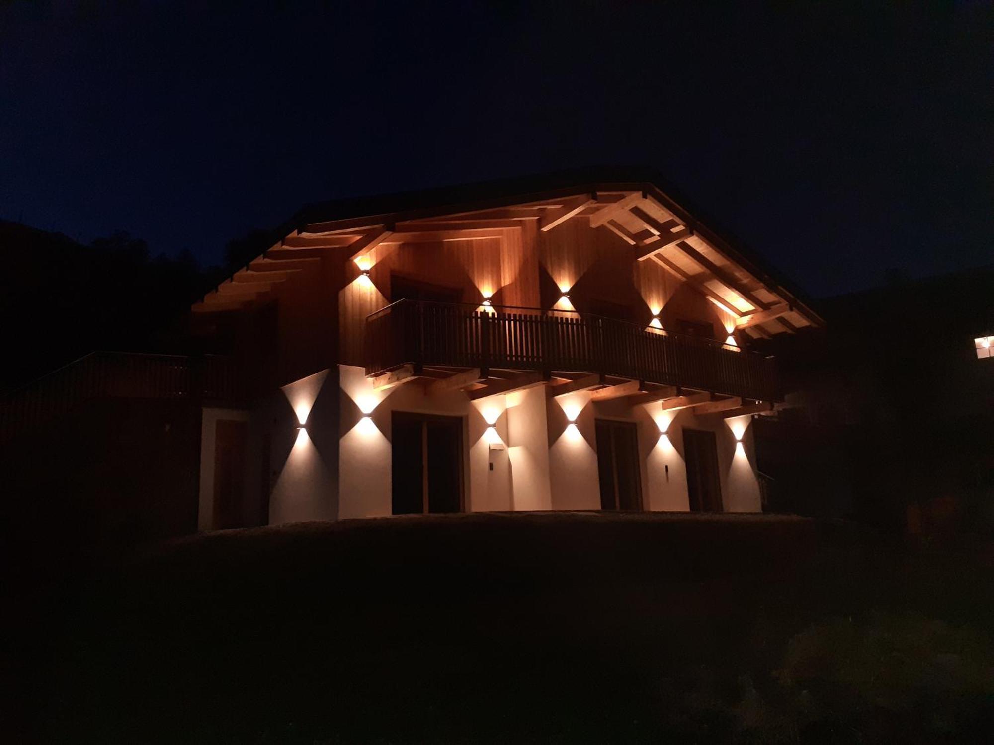 Hauserhof Chalet In Villanders - Moderne Wohnungen Mit 2 Badezimmer Und 2 Schlafzimmer المظهر الخارجي الصورة