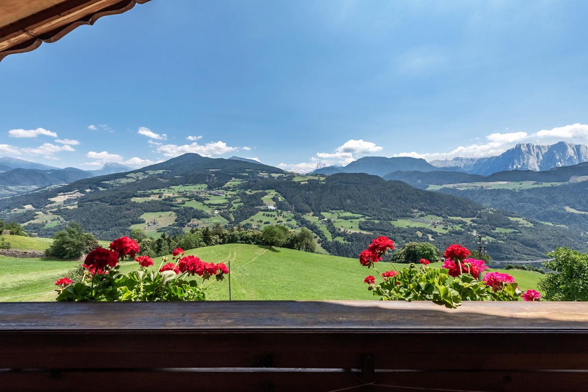 Hauserhof Chalet In Villanders - Moderne Wohnungen Mit 2 Badezimmer Und 2 Schlafzimmer المظهر الخارجي الصورة